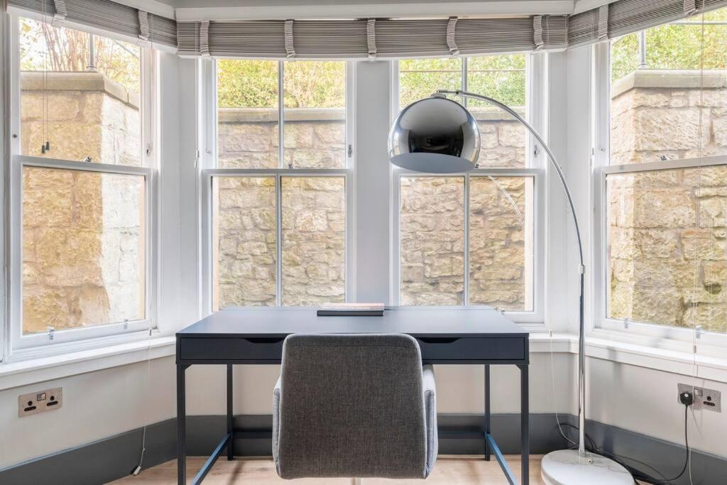 Immaculate 3 Bed With Private Entrance In Inverleith Appartement *