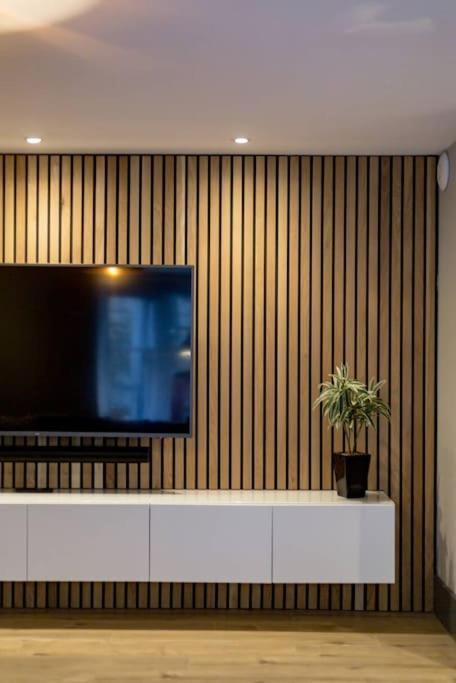 Immaculate 3 Bed With Private Entrance In Inverleith * Эдинбург